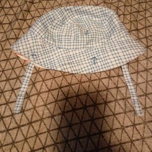 Baby bucket hat